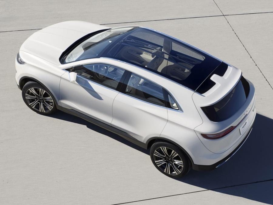  Lincoln MKC Concept 2013 года  (фото 28 из 39)